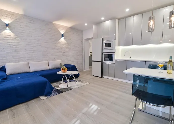 Bacvice 21 * Split